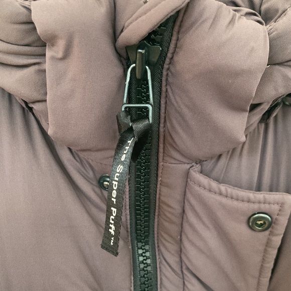 Aritzia Super Puff - Picture 2 of 12